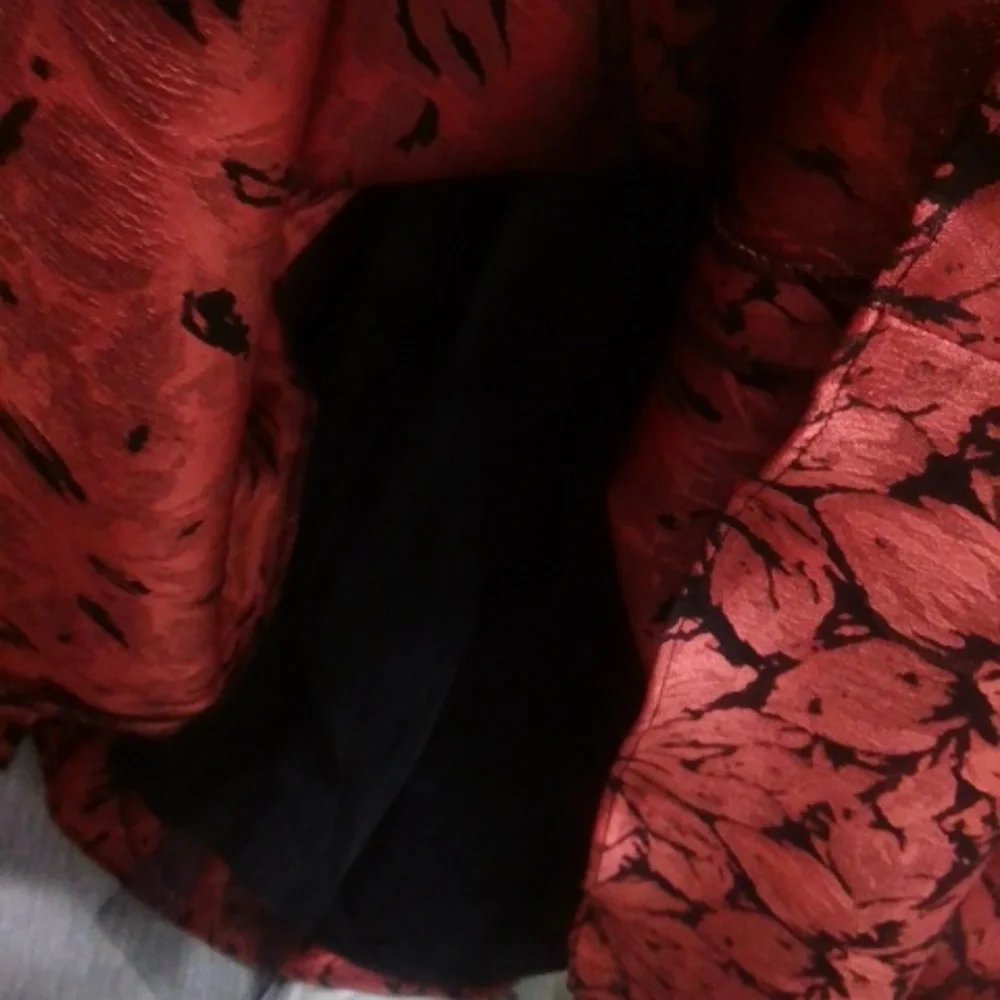 Adrianna Papell Red and Black Floral Midi Dress - Picture 4 of 7